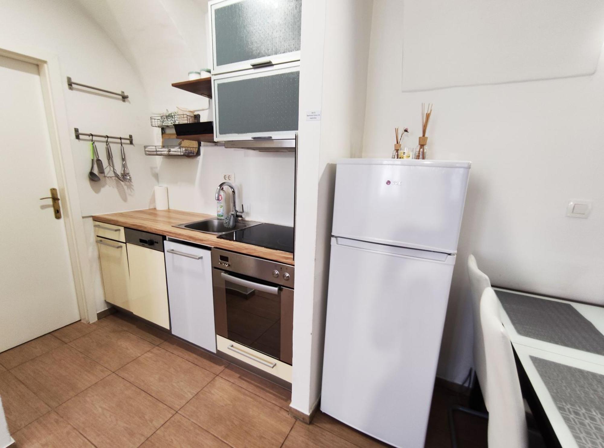 Studio Apartment Sisters 3-4 Ljubljana Extérieur photo