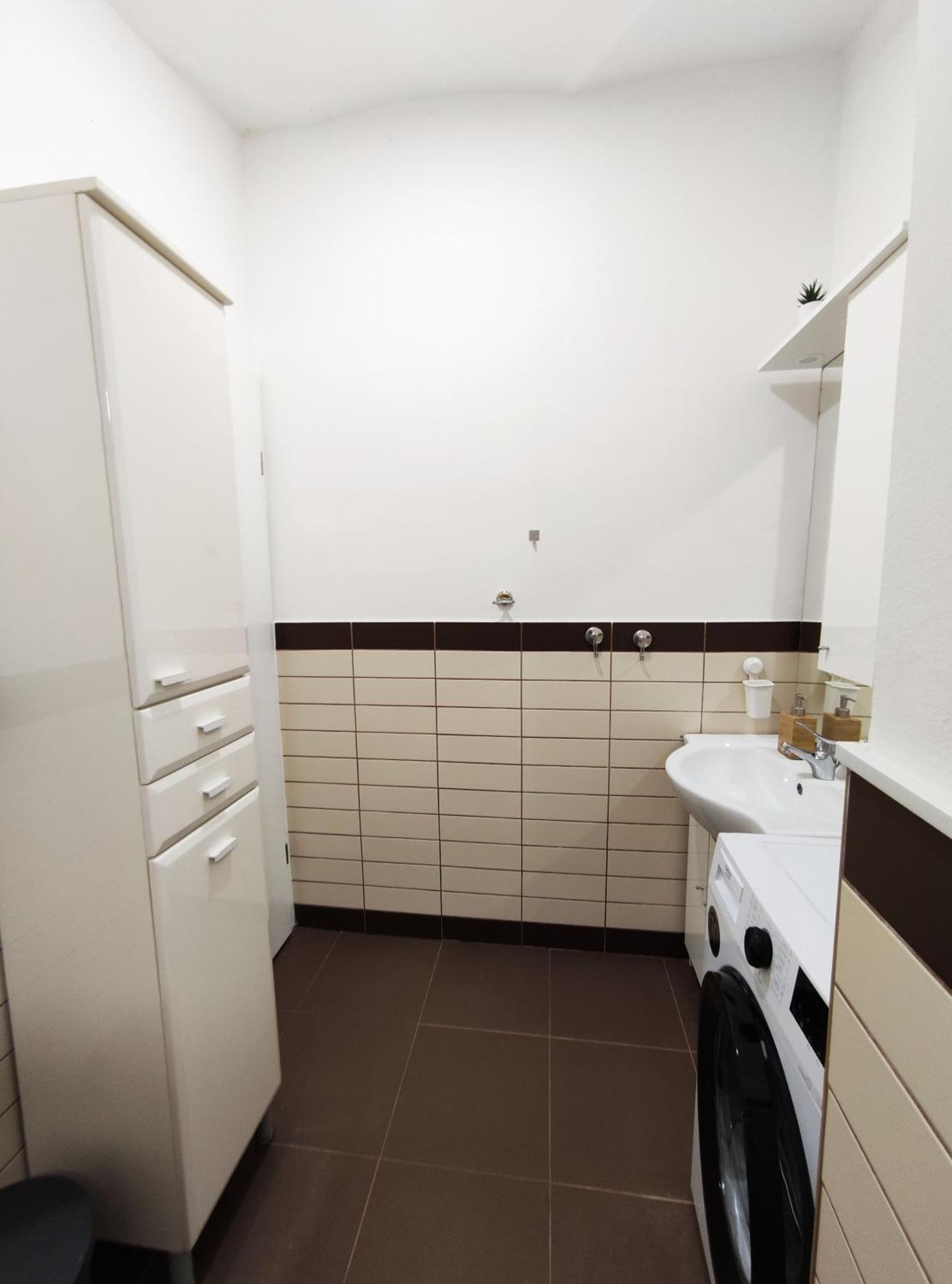 Studio Apartment Sisters 3-4 Ljubljana Extérieur photo